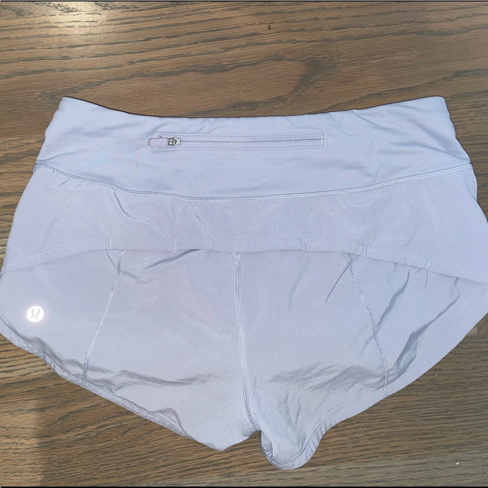 Lululemon Speed up shorts 2.5 inch